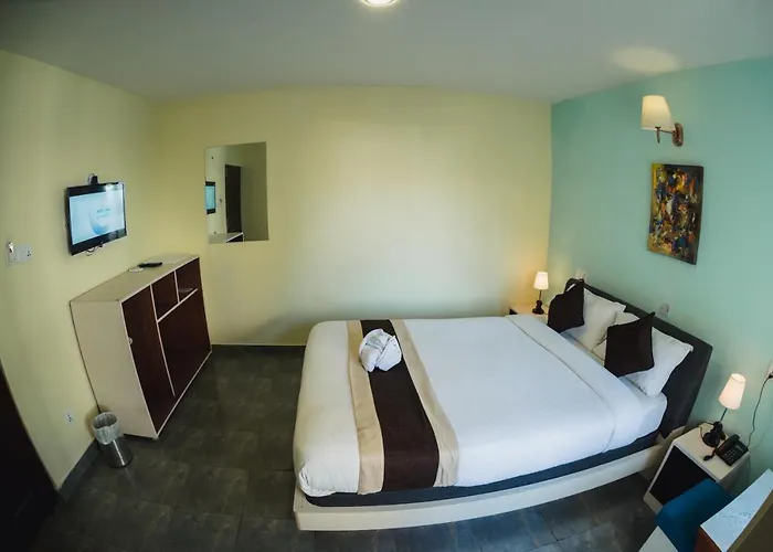 Peace N Park Hotel