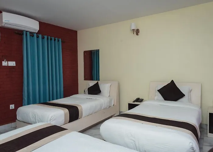 Peace N Park Hotel *